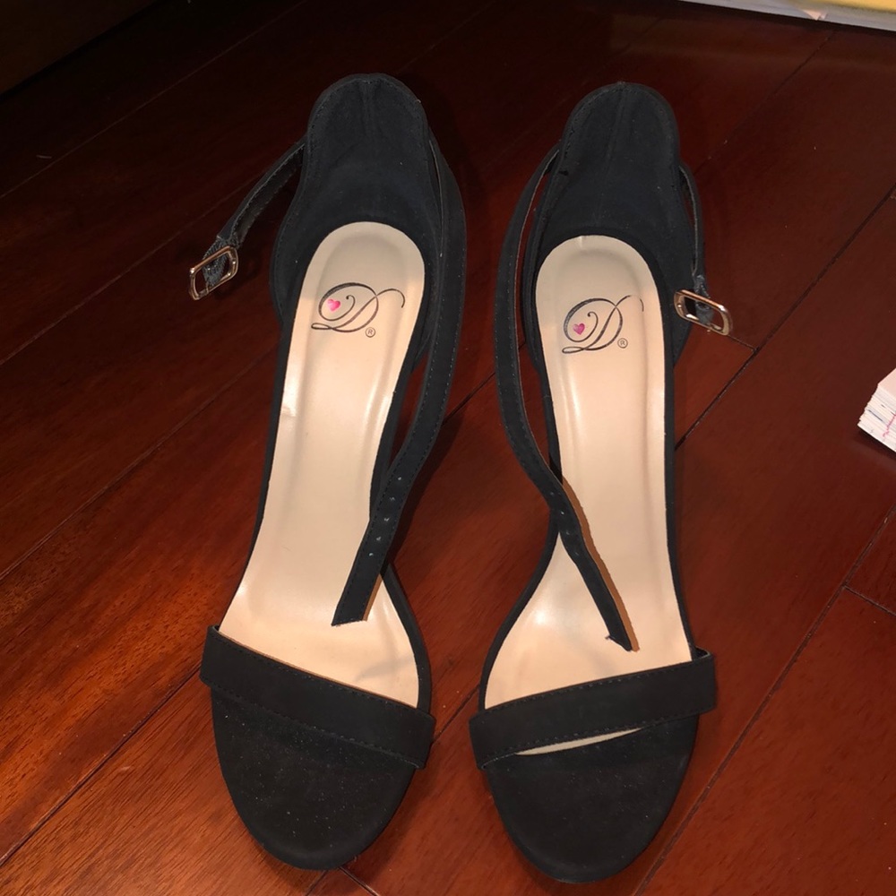 Black dressy heels